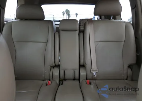 2010 Toyota Highlander Sport из США, поврежденный, VIN 5TDXK3EH6AS005260